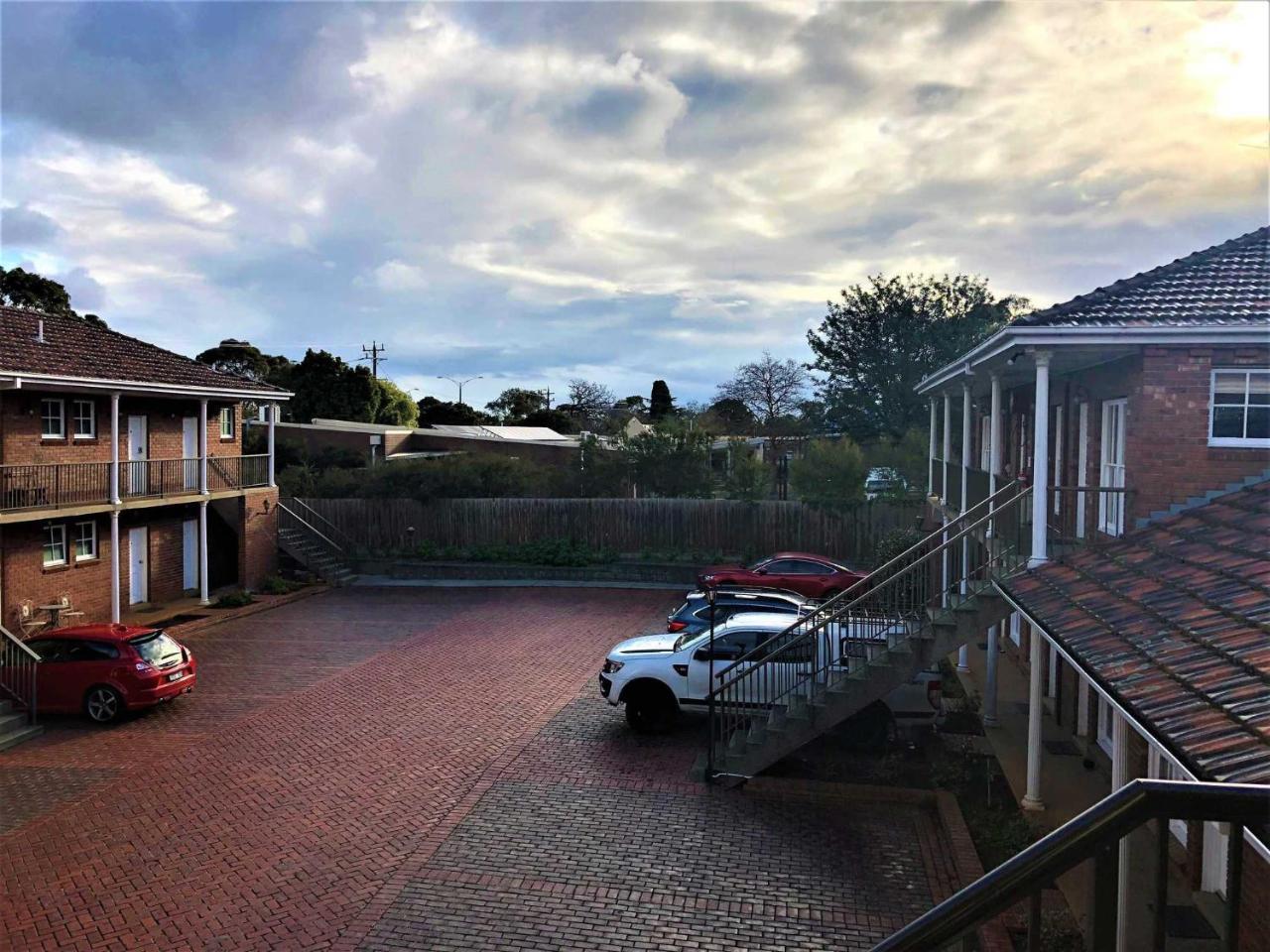 Glen Inn Motel&Apartamentos Glen Waverley Exterior foto